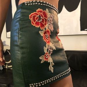 Romeo and Juliet Couture studded Embroidered